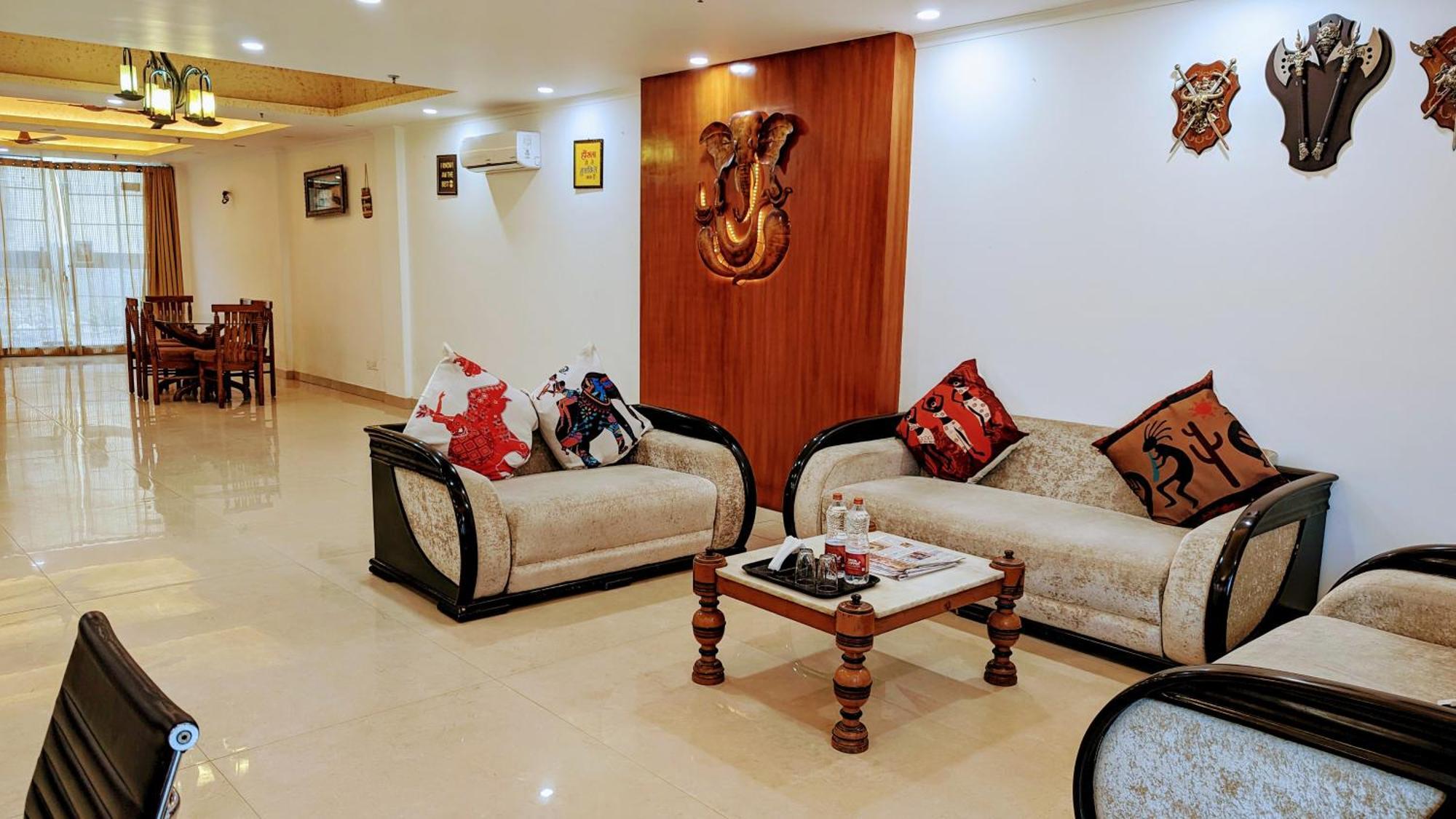 Hotel Moon Taj Near Yashobhoomi Convention Centre Delhi  Exterior foto