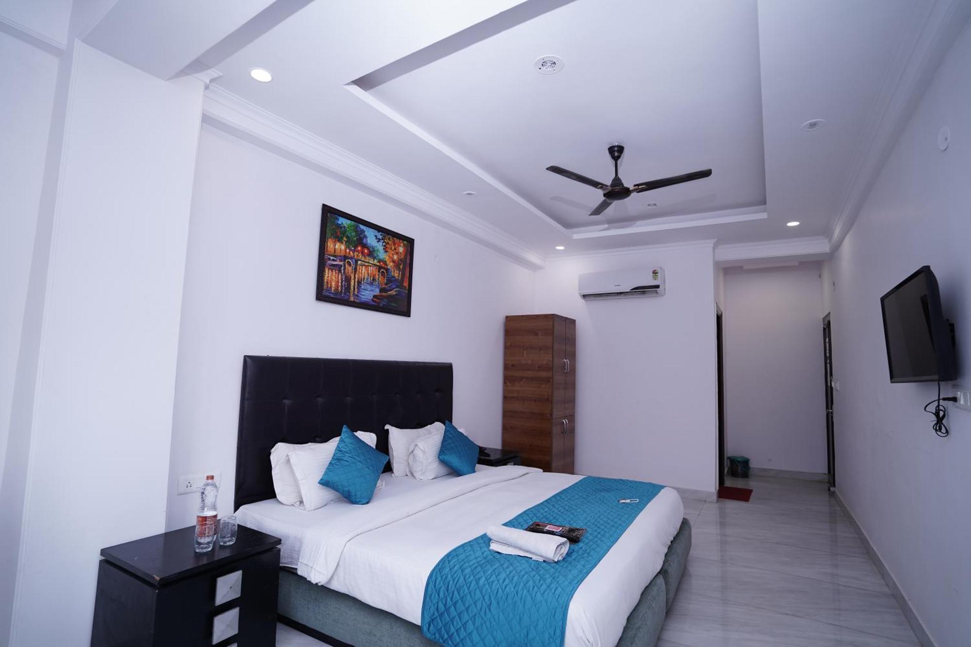 Hotel Moon Taj Near Yashobhoomi Convention Centre Delhi  Exterior foto